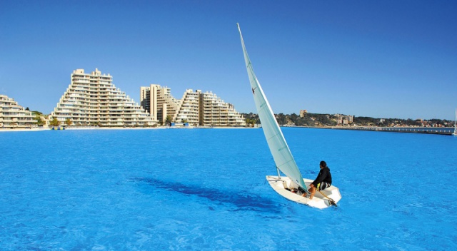 A világ legnagyobb medencéje