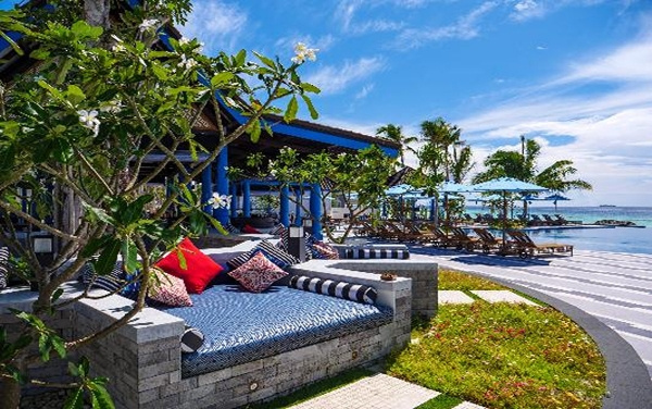 Maldív-szigetek / SAii Lagoon Maldives *****, Curio Collection by Hilton