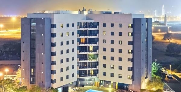 ARABIAN PARK DUBAI - EDGE BY ROTANA ***