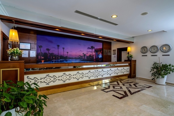 IZ FLOWER SIDE BEACH ****