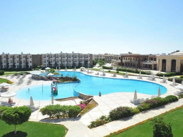 Hotel Royal Brayka Beach Resort *****