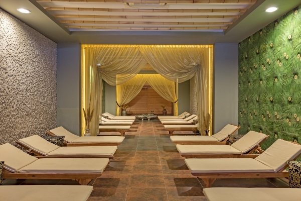 Royal Holiday Palace *****