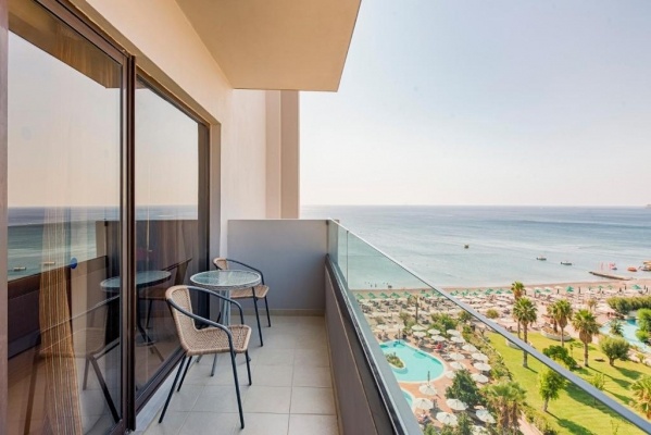 Hotel Esperos Mare**** AI, repülővel