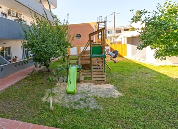 Grecian Fantasia Resort ***