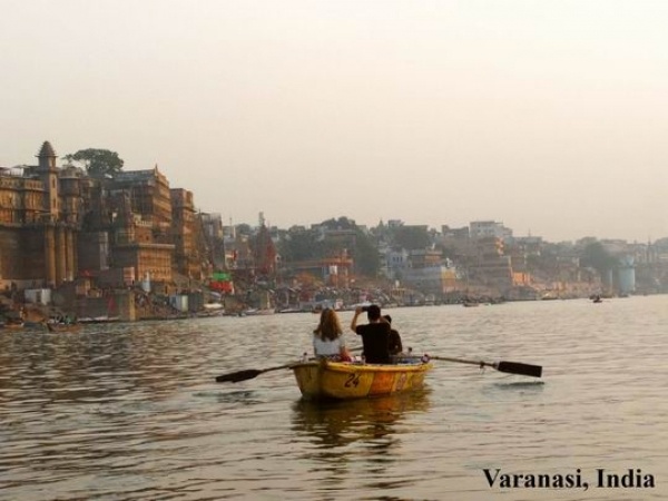 A Gangesz szentélyei és az Aranyháromszög ***
