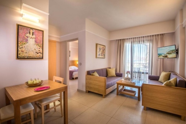 Hotel Porto Platanias Village **** FP, repülővel