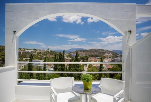 Hotel Asteria **** RE / TOLO, repülővel