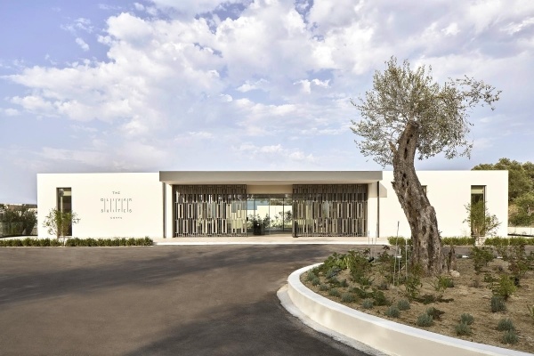 THE OLIVAR SUITES *****