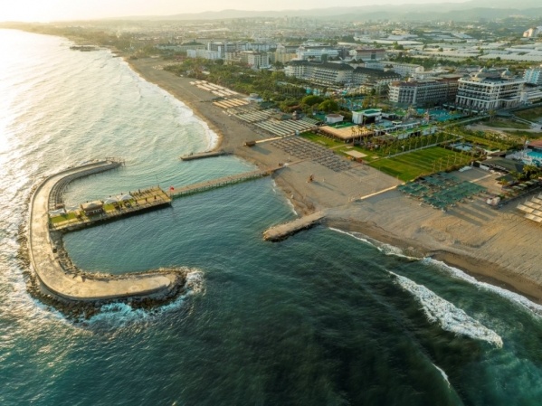 Serenity Queen Hotel***** - UAI, repülővel