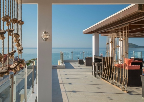 Hotel Galaxy Beach Resort ***** AI, repülővel