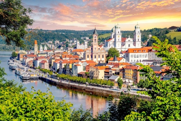 HAJÓKIRÁNDULÁSOK A DUNÁN