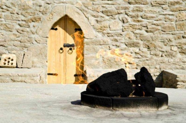 Baku, a kaszpi Dubai ****