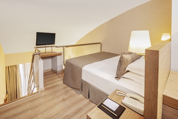 CONCORDE DE LUXE *****