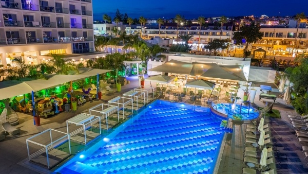 Nicholas Color Hotel - 4 éjszakás