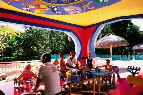 Club RIU Tequila****-AI, repülővel