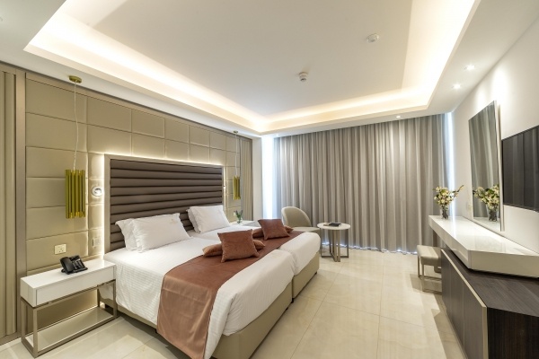 CHRYSOMARE BEACH HOTEL *****