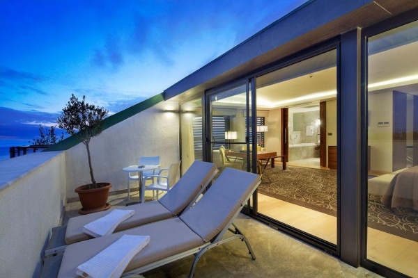 TUI Blue Side Resort & Spa (+16 Adult Only) *****