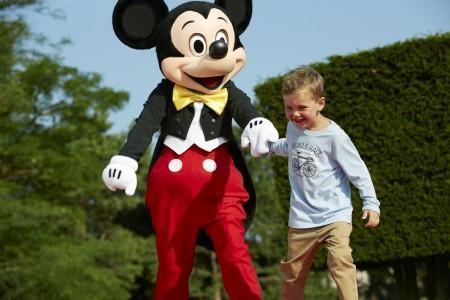 Disneyland csoportosan, párizsi városnézéssel 2026. június 3 - 6. - Explorers Hotel ***