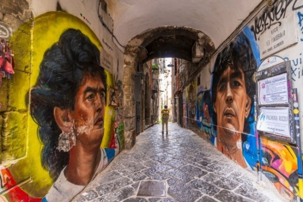 Nápoly, Capri, Pompeji és az Amalfi-part - csoportos utazás az őszi szünetben 2026.10.23-27.