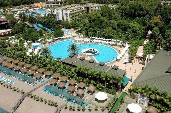 Botanik Hotel & Resort *****