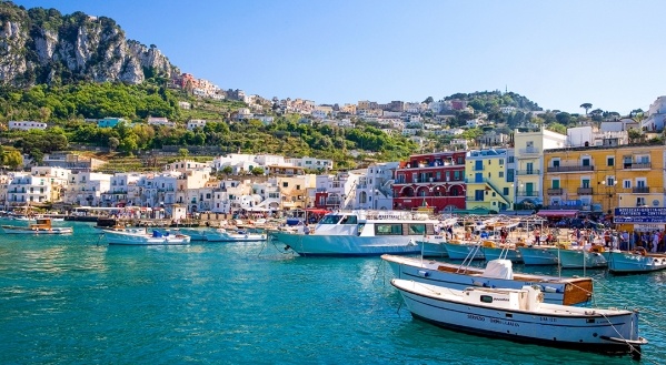 A Nápolyi-öböl titkai