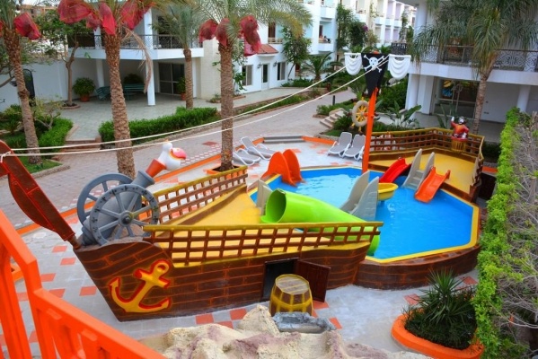 Minamark Beach Resort ****