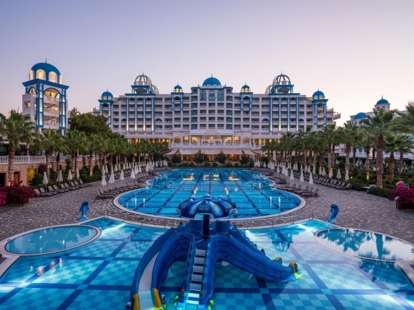 Rubi Platinum Spa Resort & Suites *****