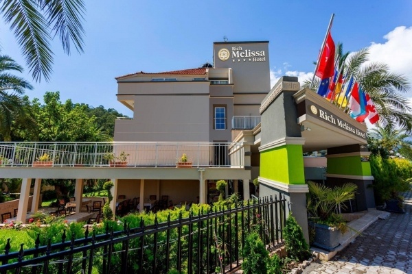 Rich Melissa Hotel ****